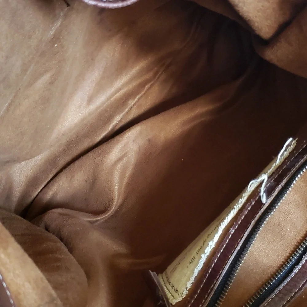Threads of Evolution Malibu Hobo brown shoulder Chindi rug bag
